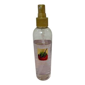Victorias Secret STRAWBERRIES and CHAMPAGNE Body Mist‎ Discontinued 8oz